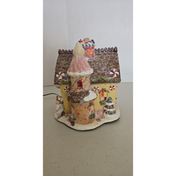 2004 Lemax Enchanted Forest Fiber Optic Lighted Candy Christmas Village House - Picture 2 of 6